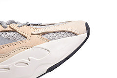 Reps Sneakers  adidas Yeezy Boost 700 V2 Cream GY7924
