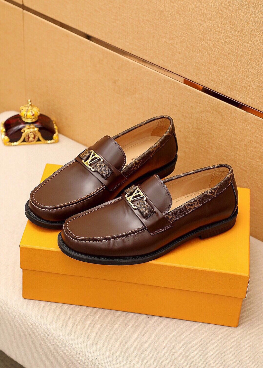 Louis Vuitton Moc-Toe Hardware Loafers
